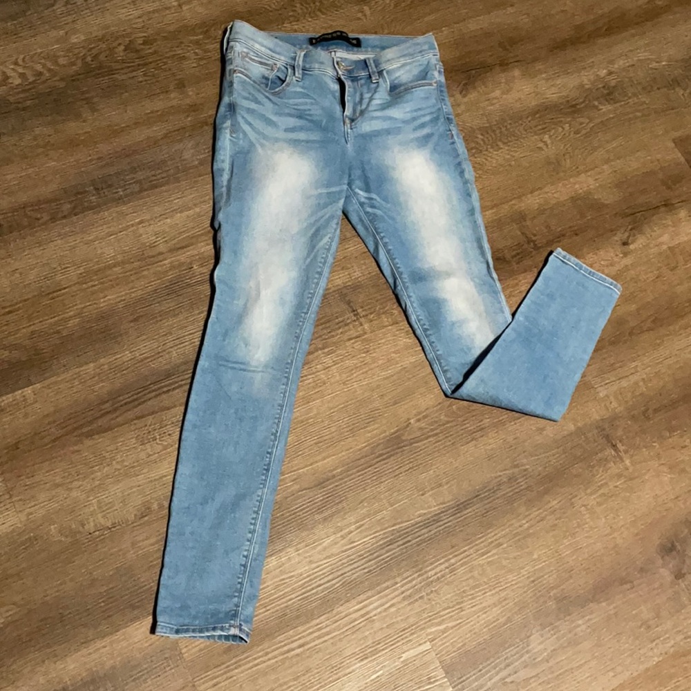 Express light wash jeans